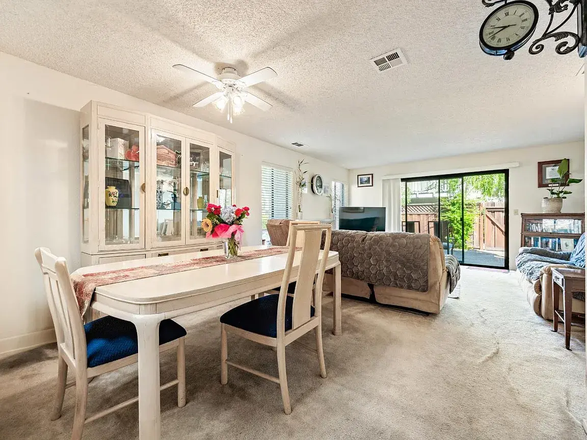 Stylish and Spacious 2-bedroom, 2-bathroom Condo