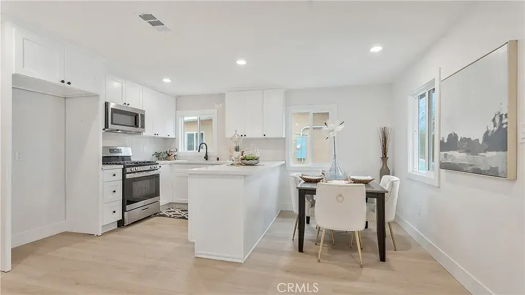 H & M Realty Group