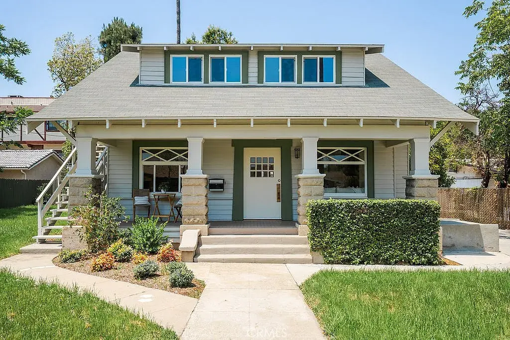 A + Realty & Mortgage Apartment