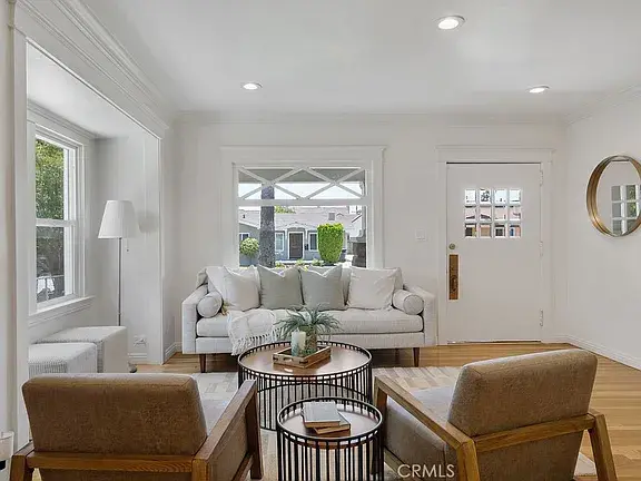 A + Realty & Mortgage Apartment