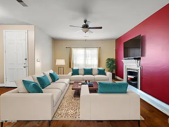 Luxurious 4 Bedroom spacious apartment